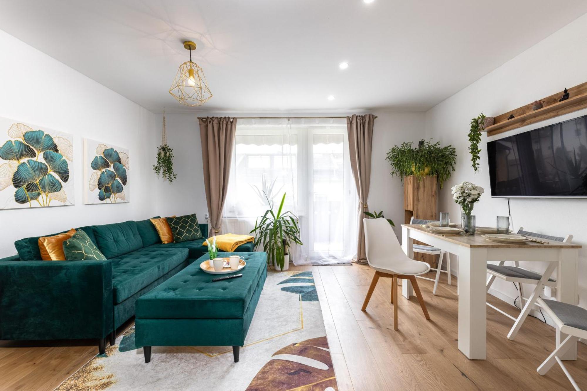 Schoenes, Modernes Apartment Mit Zwei Schlafzimmern - Zentral Mit Balkon Fuer 6 Personen Montabaur Exterior photo