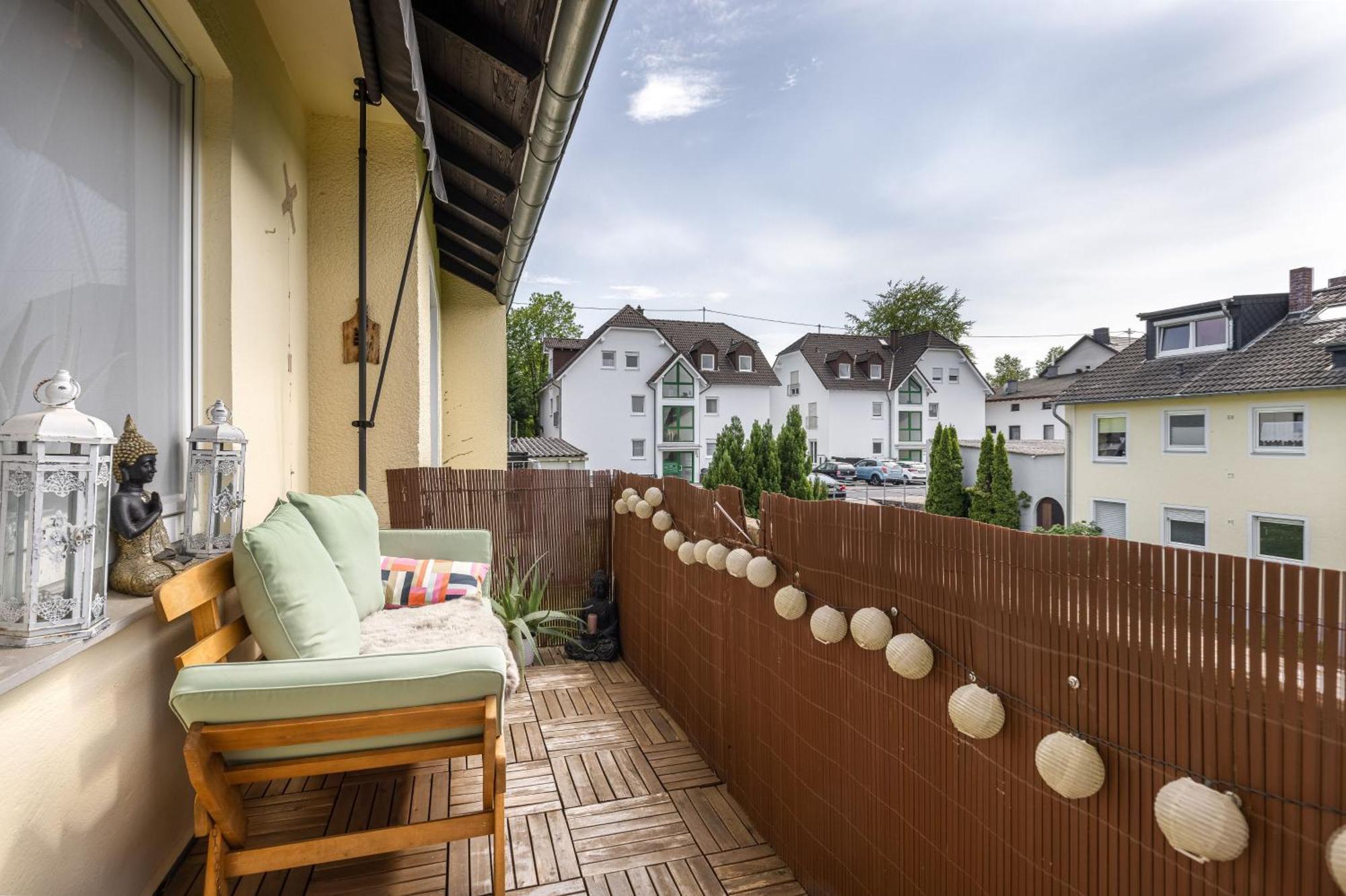 Schoenes, Modernes Apartment Mit Zwei Schlafzimmern - Zentral Mit Balkon Fuer 6 Personen Montabaur Exterior photo